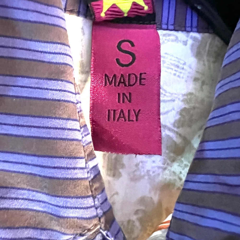 Save The Queen Top. Snap Button Blouse. Size Smal… - image 4